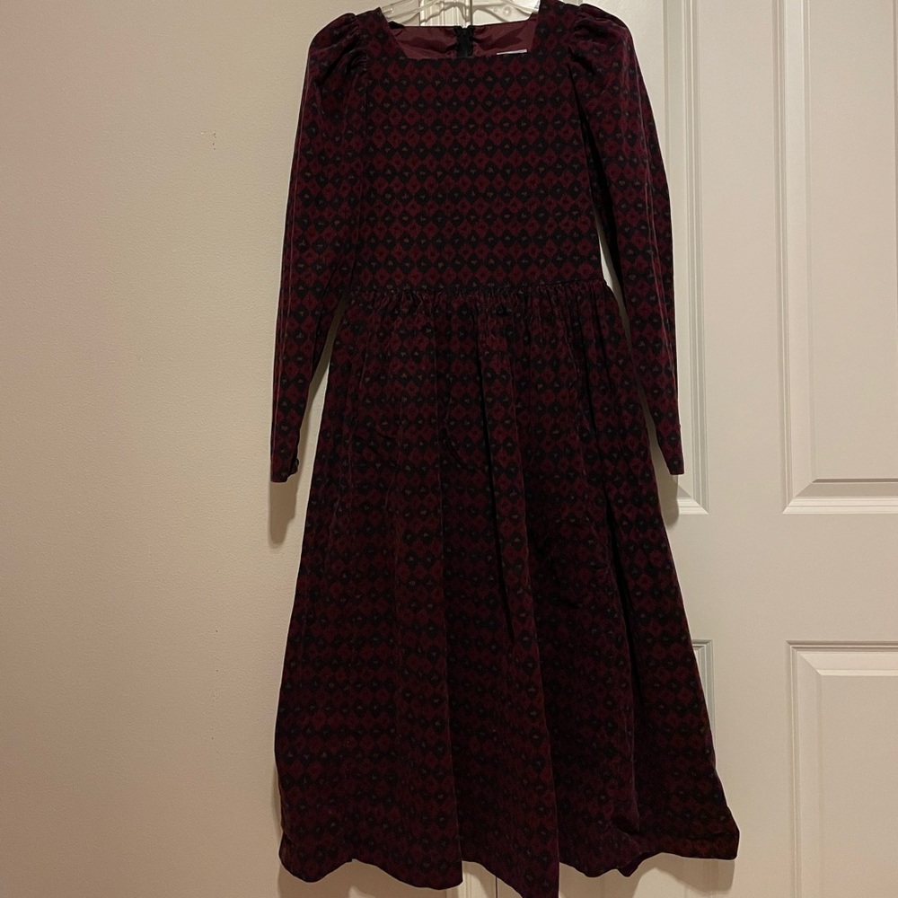 Cottage core U.K. made vintage dress 8